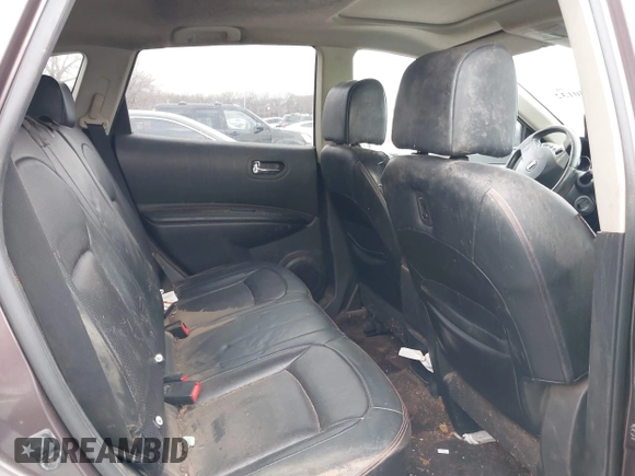 2008 Nissan Rogue SL with VIN JN8AS58V38W103180, listed as a IAAI auction lot 41650132 with 174,836 mi miles and . Bid and sale history available at DreamBid. Image 8.