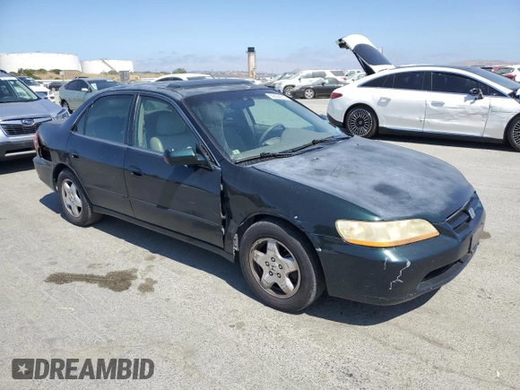 1998 Honda Accord EX z VIN 1HGCG1658WA065894, wystawiony jako Copart lot #59584635 z przebiegiem 107 338 mil mil oraz Szkoda całkowita • Salvage title. Historia ofert i sprzedaży dostępna na DreamBid. Obrazek 4.