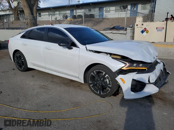 2024 Kia K5 GT-Line z VIN 5XXG64J20RG266845, wystawiony jako Copart lot #53715155 z przebiegiem 32 494 mil mil oraz Szkoda całkowita • Salvage title. Historia ofert i sprzedaży dostępna na DreamBid. Obrazek 4.