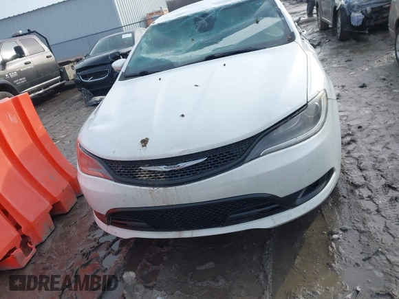 2016 Chrysler 200 S with VIN 1C3CCCBG4GN109871, listed as a IAAI auction lot 41666592 with 1 mi miles. Bid and sale history available at carsss.com. Image 11.