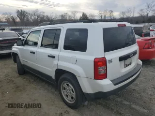 2015 Jeep Patriot Sport with VIN 1C4NJPBB1FD152770, listed as a Copart auction lot 43058705 with 140,959 mi miles and Salvage Title. Bid and sale history available at carsss.com. Image 2.