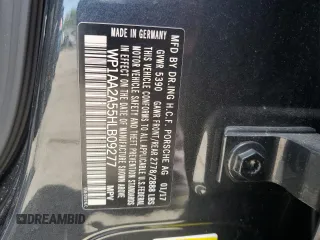 2017 Porsche Macan with VIN WP1AA2A55HLB09277, listed as a Copart auction lot 61138345 with 62,461 mi miles and Salvage title. Bid and sale history available at DreamBid. Image 13.