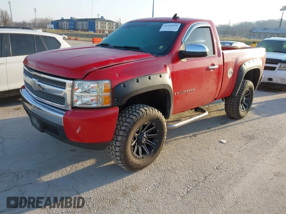 2008 Chevrolet Silverado 1500 Work Truck with VIN 1GCEK14C88Z136619, listed as a IAAI auction lot 41769536 with 201,884 mi miles. Bid and sale history available at carsss.com. Image 18.