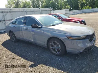 2025 Honda Accord EX-L with VIN 1HGCY2F61SA039210, listed as a Copart auction lot 55132285 with 1,977 mi miles and Salvage title. Bid and sale history available at DreamBid. Image 4.
