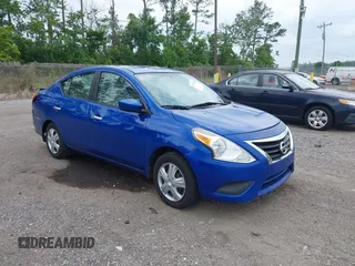 2016 Nissan Versa SV z VIN 3N1CN7AP1GL806075, wystawiony jako IAAI lot #42378255 z przebiegiem 120 052 mil mil oraz . Historia ofert i sprzedaży dostępna na DreamBid. Obrazek 1.