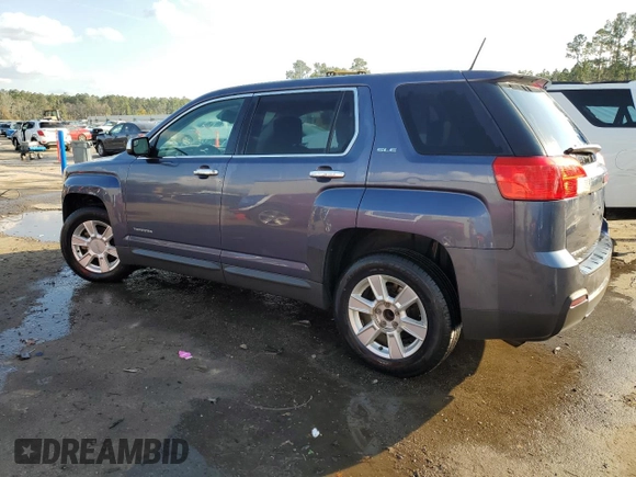 2013 GMC Terrain SLE with VIN 2GKALMEK2D6282656, listed as a Copart auction lot 44372315 with 237,952 mi miles and Salvage Title. Bid and sale history available at carsss.com. Image 2.
