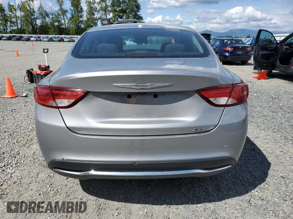 2015 Chrysler 200 Limited z VIN 1C3CCCAB4FN722433, wystawiony jako Copart lot #56233825 z przebiegiem 92 925 mil mil oraz Szkoda całkowita • Salvage title. Historia ofert i sprzedaży dostępna na DreamBid. Obrazek 6.