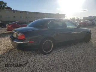 2000 Jaguar S-Type V8 z VIN SAJDA01D4YGL61655, wystawiony jako Copart lot #85873054 z przebiegiem 85 239 mil mil oraz Nie do naprawy • Non repairable. Historia ofert i sprzedaży dostępna na DreamBid. Obrazek 3.