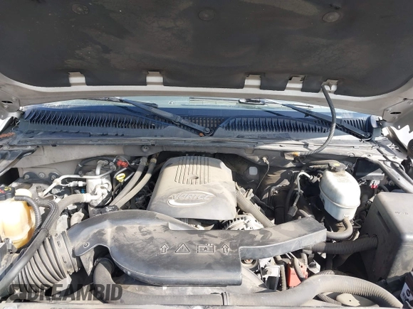 2004 Chevrolet Tahoe LS z VIN 1GNEC13T24R153092, wystawiony jako IAAI lot #42508196 z przebiegiem 175 580 mil mil oraz . Historia ofert i sprzedaży dostępna na DreamBid. Obrazek 10.