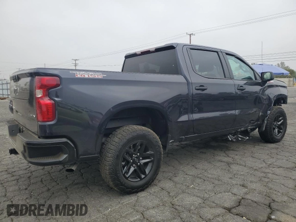 2024 Chevrolet Silverado 1500 Custom Trail Boss with VIN 3GCPDCEK6RG301024, listed as a Copart auction lot 76418164 with 5,684 mi miles and Salvage Title. Bid and sale history available at carsss.com. Image 3.