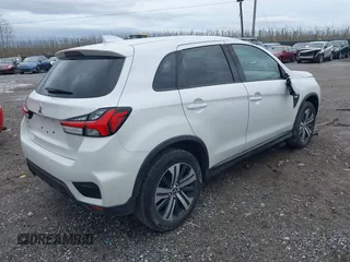 2020 Mitsubishi Outlander Sport ES 2.0 with VIN JA4AP3AU6LU012910, listed as a IAAI auction lot 41962005 with 39,322 mi miles. Bid and sale history available at carsss.com. Image 4.