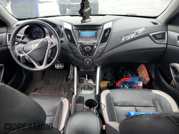 2013 Hyundai Veloster Turbo z VIN KMHTC6AE4DU155792, wystawiony jako Copart lot #83189014 z przebiegiem 70 033 mil mil oraz Szkoda całkowita • Salvage title. Historia ofert i sprzedaży dostępna na DreamBid. Obrazek 8.