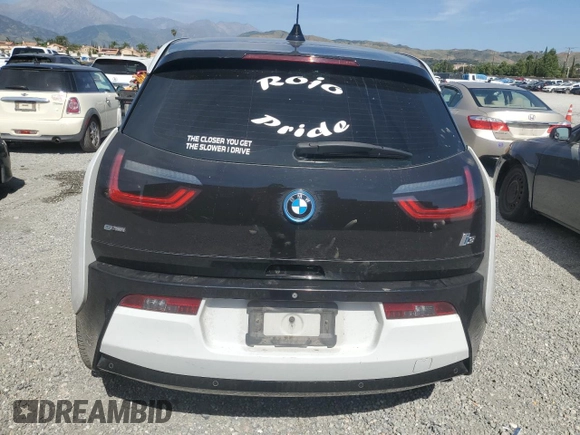 2017 BMW i3 with VIN WBY1Z8C30HV891273, listed as a Copart auction lot 58268495 with 136,735 mi miles and Salvage title. Bid and sale history available at DreamBid. Image 6.