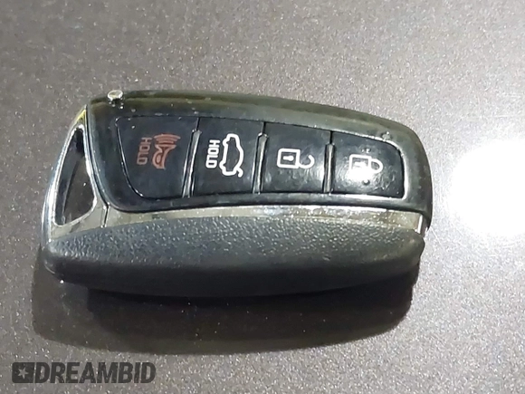 2015 Hyundai Azera Limited z VIN KMHFH4JG2FA432545, wystawiony jako IAAI lot #41329236 z przebiegiem 98 661 mil mil oraz . Historia ofert i sprzedaży dostępna na DreamBid. Obrazek 11.