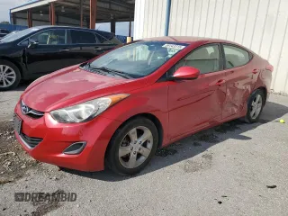2013 Hyundai Elantra GLS z VIN KMHDH4AE9DU989907, wystawiony jako Copart lot #59143315 z przebiegiem 102 428 mil mil oraz Szkoda całkowita • Salvage title. Historia ofert i sprzedaży dostępna na DreamBid. Obrazek 1.