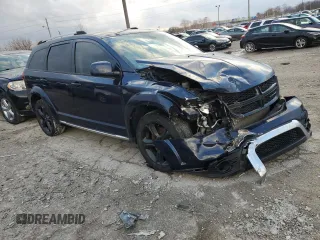 2019 Dodge Journey Crossroad with VIN 3C4PDCGB6KT708223, listed as a Copart auction lot 84447404 with 113,197 mi miles and Salvage Title. Bid and sale history available at DreamBid. Image 4.