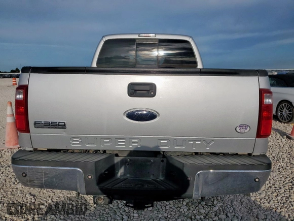 2008 Ford F-250 XL with VIN 1FTSW21R48EC48430, listed as a Copart auction lot 56991715 with 188,882 mi miles and Salvage title. Bid and sale history available at DreamBid. Image 6.