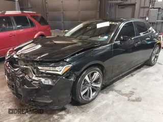2024 Acura TLX Technology with VIN 19UUB5F41RA000648, listed as a IAAI auction lot 41118831 with 6,916 mi miles and . Bid and sale history available at DreamBid. Image 18.