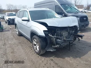 2018 Volkswagen Atlas S with VIN 1V2AP2CA1JC578834, listed as a IAAI auction lot 41970392 with 82,035 mi miles and . Bid and sale history available at DreamBid. Image 1.