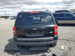 2017 Jeep Patriot Latitude with VIN 1C4NJPFB2HD183118, listed as a Copart auction lot 45502185 with 111,172 mi miles and Salvage Title. Bid and sale history available at DreamBid. Image 6.
