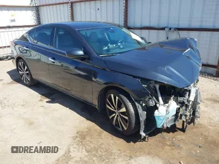 2019 Nissan Altima 2.5 Platinum with VIN 1N4BL4FV1KC148496, listed as a IAAI auction lot 41767567 with 73,473 mi miles. Bid and sale history available at carsss.com. Image 1.