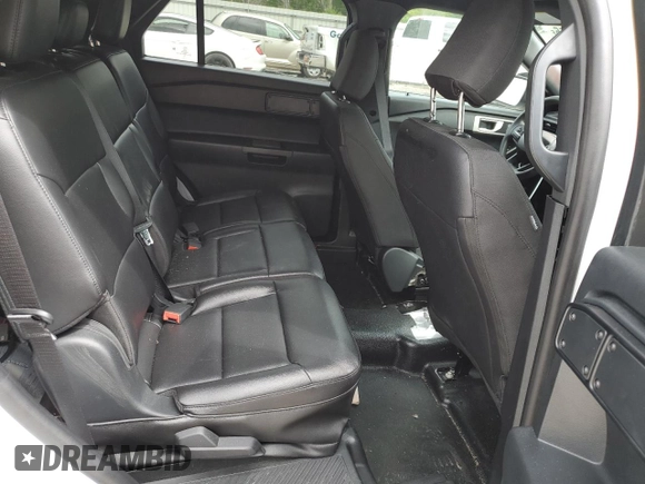 2024 Ford Police Interceptor Utility z VIN 1FM5K8AB6RGA27282, wystawiony jako Copart lot #51690755 z przebiegiem 11 799 mil mil oraz Szkody całkowita. Historia ofert i sprzedaży dostępna na DreamBid. Obrazek 11.