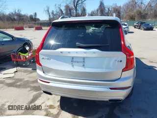 2016 Volvo XC90 T6 Momentum with VIN YV4A22PK7G1047805, listed as a IAAI auction lot 41810408 with 82,954 mi miles. Bid and sale history available at carsss.com. Image 17.
