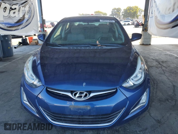 2015 Hyundai Elantra SE z VIN 5NPDH4AE7FH626393, wystawiony jako Copart lot #58972465 z przebiegiem 152 854 mil mil oraz Czysty tytuł • Clean title. Historia ofert i sprzedaży dostępna na DreamBid. Obrazek 5.