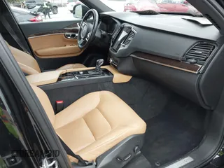 2017 Volvo XC90 Momentum with VIN YV4A22PK7H1148943, listed as a IAAI auction lot 42075966 with 80,537 mi miles. Bid and sale history available at carsss.com. Image 5.