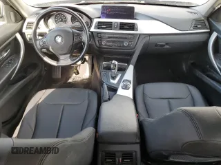 2013 BMW 3 Series 328i xDrive with VIN WBA3B5G57DNS02880, listed as a Copart auction lot 53561335 with 85,989 mi miles and Salvage title. Bid and sale history available at DreamBid. Image 8.