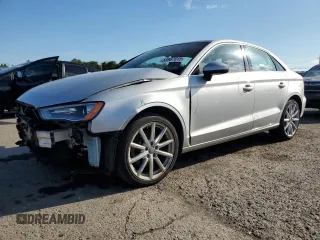 2015 Audi A3 Premium Plus z VIN WAUEFGFF5F1021242, wystawiony jako Copart lot #55967015 z przebiegiem 31 658 mil mil oraz Szkoda całkowita • Salvage title. Historia ofert i sprzedaży dostępna na DreamBid. Obrazek 1.
