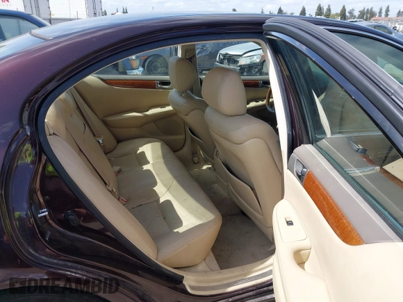 2005 Lexus ES 350 z VIN JTHBA30G455131431, wystawiony jako IAAI lot #41900309 z przebiegiem Nie podano mil oraz . Historia ofert i sprzedaży dostępna na DreamBid. Obrazek 8.