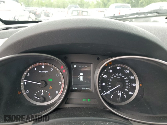 2017 Hyundai Santa Fe 2.4L with VIN 5XYZU3LB3HG387935, listed as a Copart auction lot 57442735 with 90,637 mi miles and Salvage title. Bid and sale history available at DreamBid. Image 9.