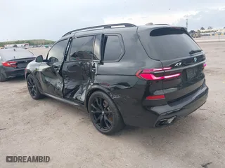 2024 BMW X7 xDrive40i with VIN 5UX23EM01R9V59412, listed as a IAAI auction lot 41890300 with 11,867 mi miles. Bid and sale history available at carsss.com. Image 3.