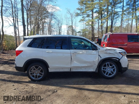 2023 Honda Passport EX-L z VIN 5FNYF8H56PB037470, wystawiony jako IAAI lot #41330084 z przebiegiem Nie podano mil oraz . Historia ofert i sprzedaży dostępna na DreamBid. Obrazek 12.