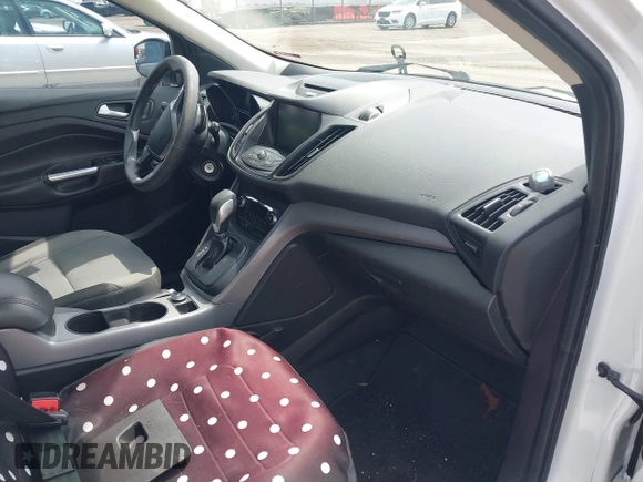 2014 Ford Escape SE with VIN 1FMCU9GX6EUD51032, listed as a IAAI auction lot 42206659 with 131,438 mi miles and . Bid and sale history available at DreamBid. Image 5.
