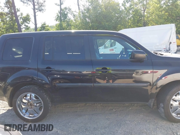 2011 Honda Pilot LX with VIN 5FNYF4H25BB046118, listed as a IAAI auction lot 42350486 with 357,025 mi miles and . Bid and sale history available at DreamBid. Image 13.