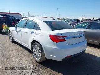 2011 Chrysler 200 Limited with VIN 1C3BC2FG4BN583036, listed as a IAAI auction lot 41617682 with 143,846 mi miles. Bid and sale history available at carsss.com. Image 3.