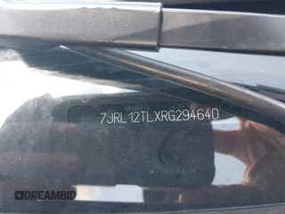 2024 Volvo S60 Plus Dark Theme z VIN 7JRL12TLXRG294640, wystawiony jako IAAI lot #42207466 z przebiegiem 23 304 mil mil oraz . Historia ofert i sprzedaży dostępna na DreamBid. Obrazek 9.