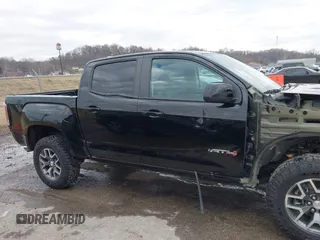 2022 GMC Canyon 4WD AT4 with VIN 1GTG6FEN0N1249453, listed as a IAAI auction lot 41513689 with 44,285 mi miles and . Bid and sale history available at carsss.com. Image 20.
