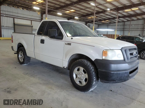 2006 Ford F-150 XL z VIN 1FTRF12226NA29215, wystawiony jako Copart lot #52952695 z przebiegiem 2 939 859 mil mil oraz Szkoda całkowita • Salvage title. Historia ofert i sprzedaży dostępna na DreamBid. Obrazek 4.