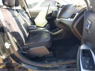 2016 Dodge Journey R/T with VIN 3C4PDDEG7GT244113, listed as a IAAI auction lot 40368336 with 125,272 mi miles. Bid and sale history available at carsss.com. Image 5.