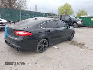 2016 Ford Fusion SE with VIN 3FA6P0HD0GR205184, listed as a IAAI auction lot 42044218 with 136,262 mi miles. Bid and sale history available at carsss.com. Image 4.