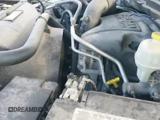 2014 Ram 1500 Big Horn z VIN 1C6RR7LT6ES421042, wystawiony jako IAAI lot #42846785 z przebiegiem 174 867 mil mil oraz . Historia ofert i sprzedaży dostępna na DreamBid. Obrazek 20.