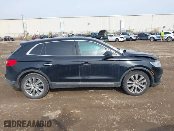 2016 Lincoln MKX Reserve with VIN 2LMTJ8LP3GBL71597, listed as a IAAI auction lot 40722178 with 230,704 mi miles. Bid and sale history available at carsss.com. Image 13.