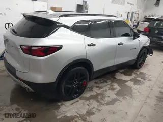 2020 Chevrolet Blazer LT with VIN 3GNKBJRS9LS624655, listed as a IAAI auction lot 41707430 with 99,335 mi miles. Bid and sale history available at carsss.com. Image 4.