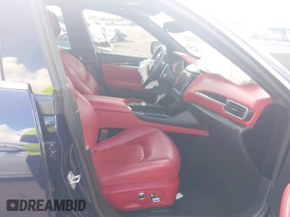 2021 Maserati Levante S z VIN ZN661YUAXMX370022, wystawiony jako IAAI lot #40672941 z przebiegiem Nie podano mil oraz . Historia ofert i sprzedaży dostępna na DreamBid. Obrazek 5.