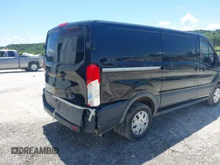 2020 Ford Transit Cargo z VIN 1FTYE1Y89LKB76753, wystawiony jako IAAI lot #42468252 z przebiegiem 53 193 mil mil oraz . Historia ofert i sprzedaży dostępna na DreamBid. Obrazek 6.