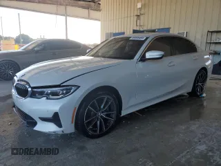 2022 BMW 3 Series 330i with VIN 3MW5R1J08N8C44151, listed as a Copart auction lot 85958404 with 28,213 mi miles and Salvage Title. Bid and sale history available at carsss.com. Image 1.