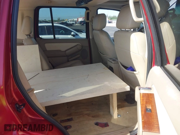 2008 Ford Explorer Eddie Bauer with VIN 1FMEU74848UB24047, listed as a IAAI auction lot 42559665 with 157,013 mi miles and . Bid and sale history available at DreamBid. Image 8.